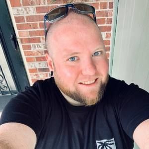 Meet your Posher, Zach